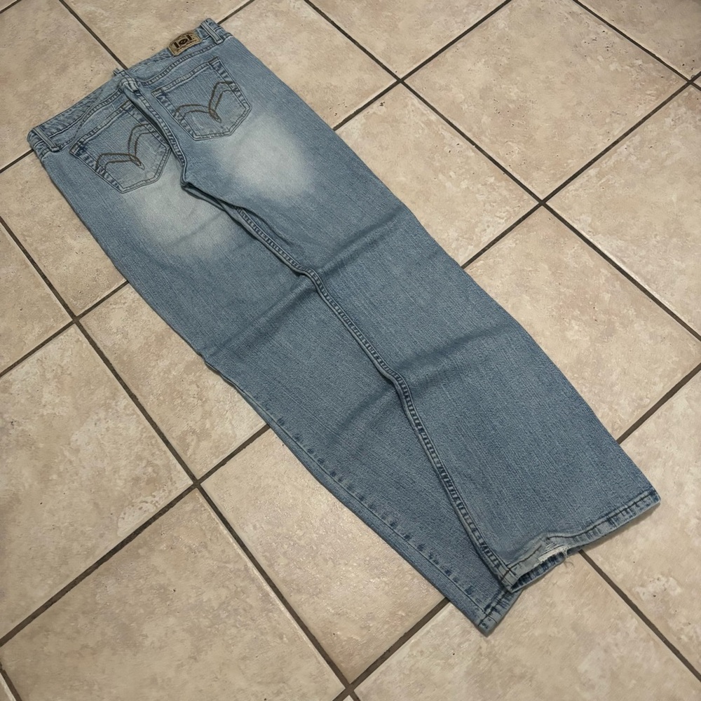 Vintage Flared L.E.I. women’s jeans from the early 2000s  dolly y2k glam